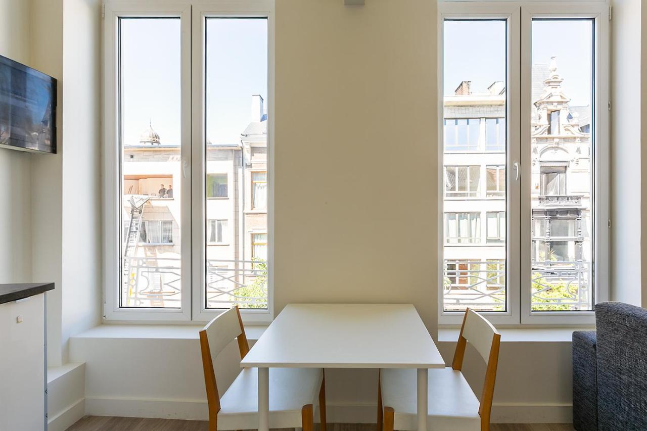 Nice Furnished Appartement Aaa- Location Anversa Esterno foto